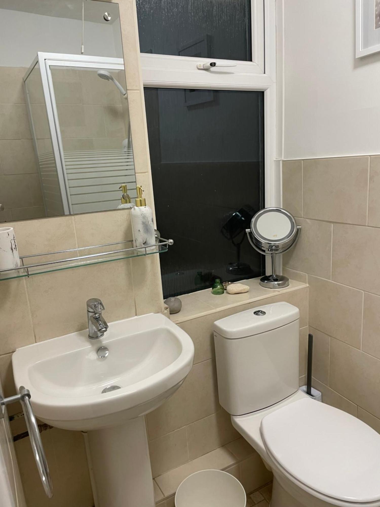 Cute 1 Bed Apartment 2 Mins From The Sea - Sleeps 4, Flat 8 The Gables, Church Street, Lyme Regis Exterior photo