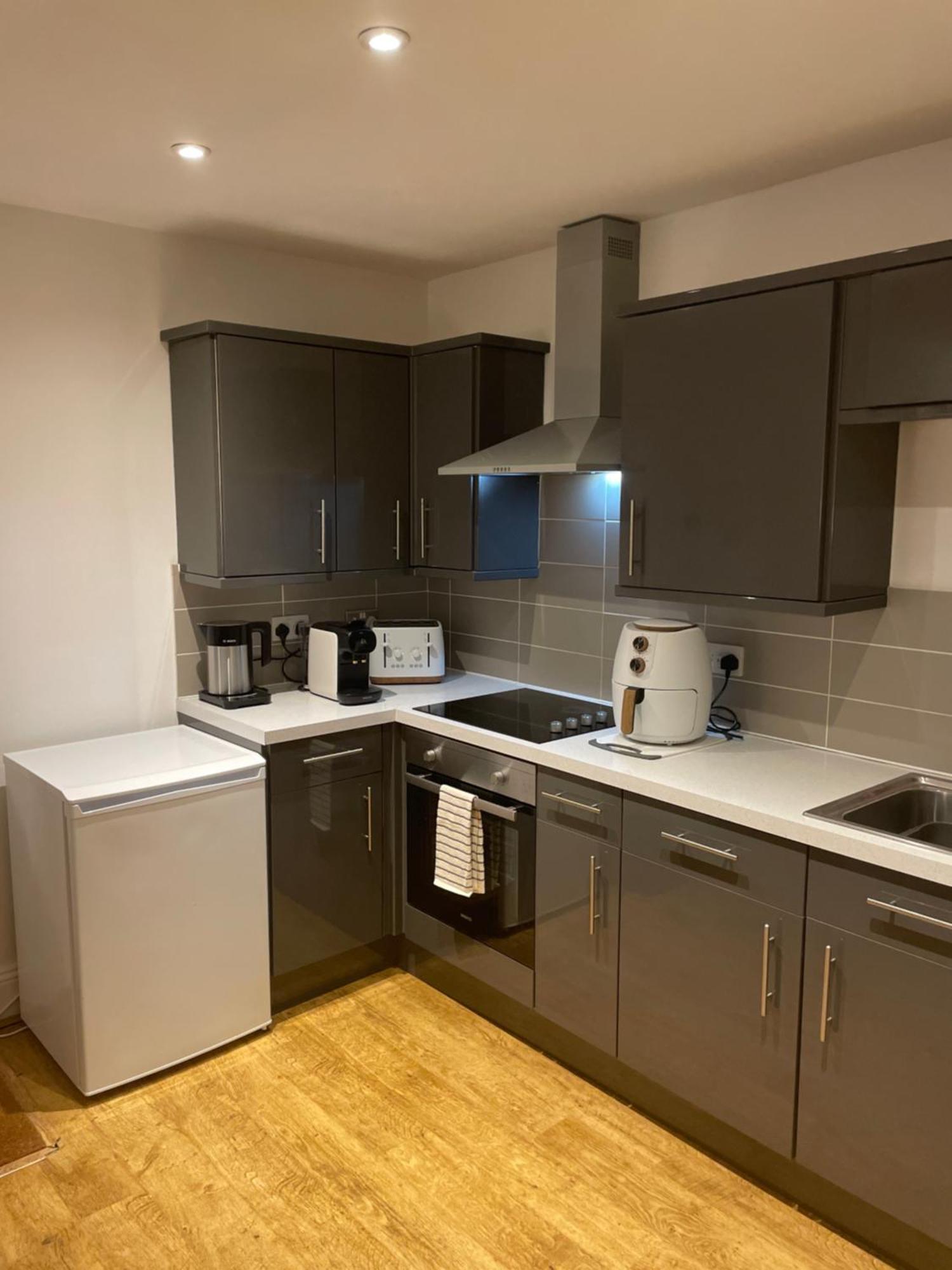 Cute 1 Bed Apartment 2 Mins From The Sea - Sleeps 4, Flat 8 The Gables, Church Street, Lyme Regis Exterior photo